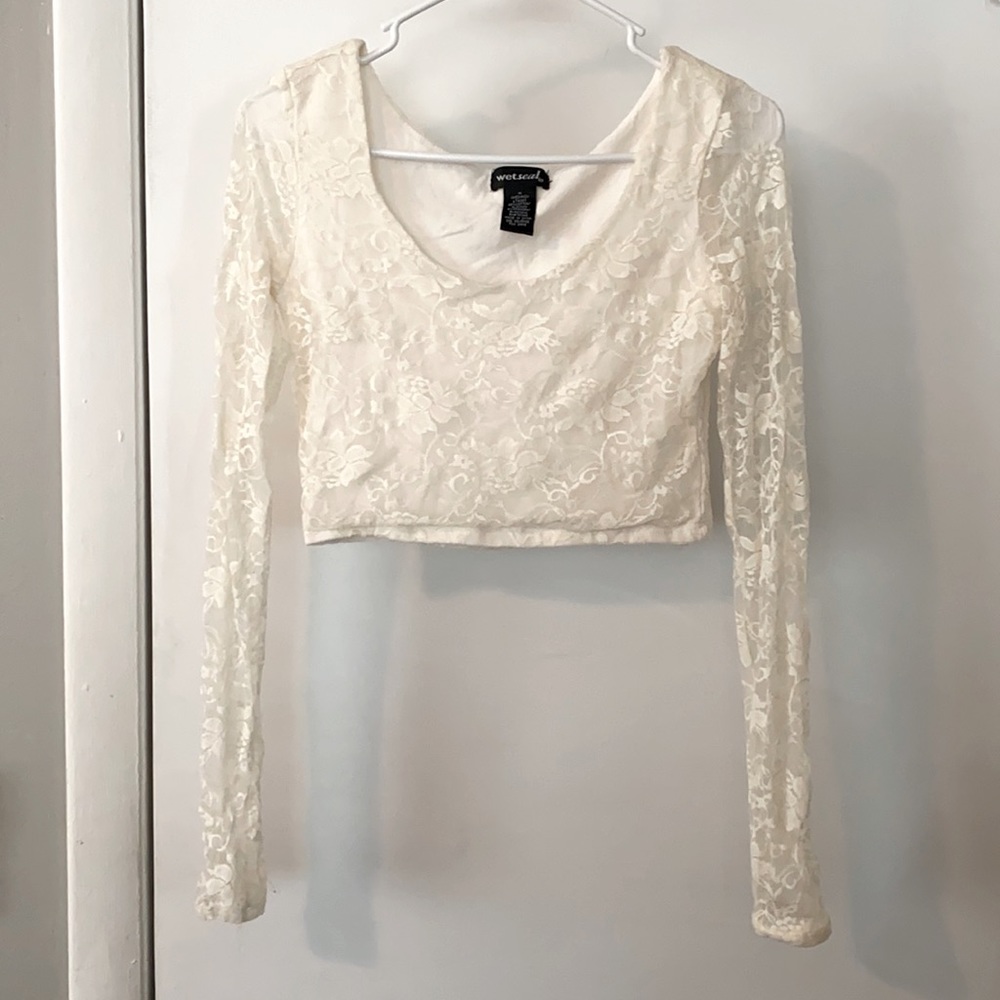 NWOT Wet Seal Long-sleeve Crop Top